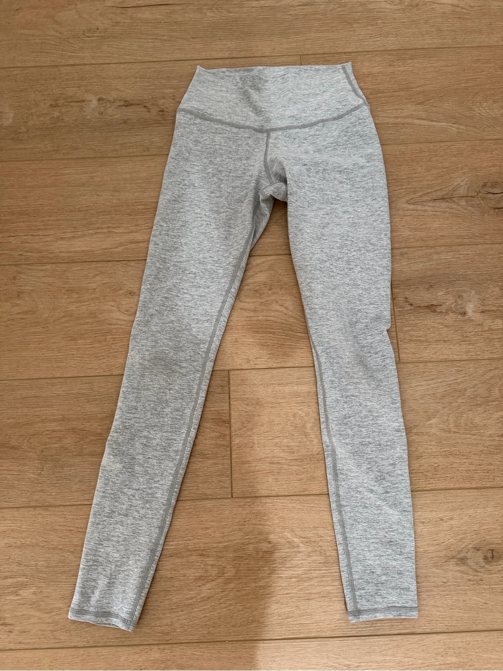 ALO Yoga Light Gray High-Waist Leggings